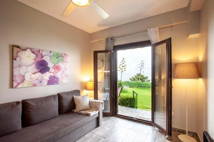 Mola Kaliva Sea View, 100M From The Beach! Exterior photo